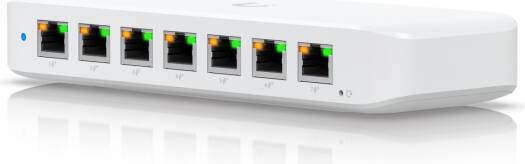Ubiquiti Ultra 210W Switch, Ethernet In-Band Interface, 8x GbE RJ45 Ports, 11.904 Mpps Forwarding Rate, 16 Gbps Switching Capacity, Polycarbonate Enclosure Material, White | USW-Ultra-210W